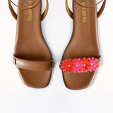 Petit Garden Red Camel